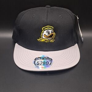 Oregon Ducks Black and Gray Snapback Hat